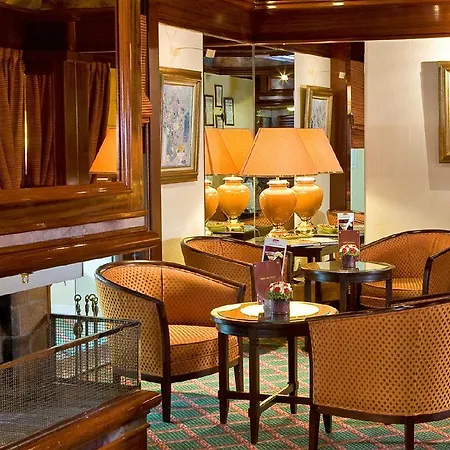 Le Flamboyant Hotel