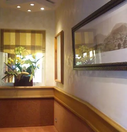 Le Flamboyant Hotel Annecy