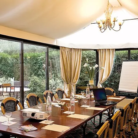 Hotel Le Flamboyant 3*